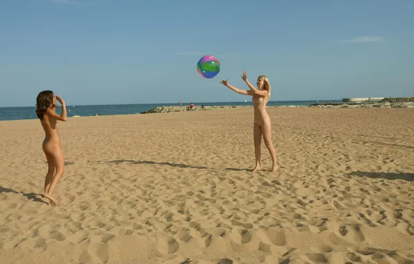 Sexy, ass, beach, erect nipples, long hair, legs, sea, pussy
