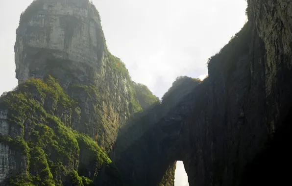 Картинка облака, свет, горы, туман, скалы, растительность, Китай, КНР