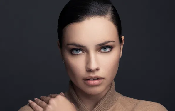 Картинка взгляд, девушка, лицо, губы, Adriana Lima, свитер
