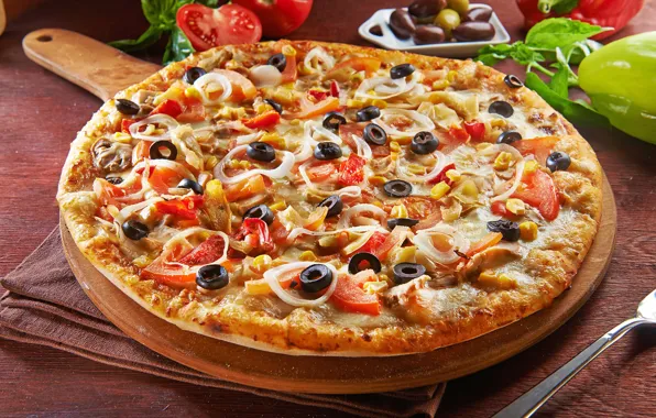 Картинка сыр, пицца, помидоры, оливки, бекон