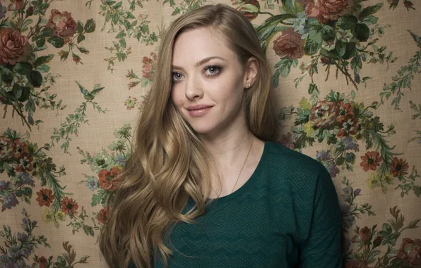 Взгляд, улыбка, портрет, актриса, блондинка, красотка, Amanda Seyfried, Аманда Сайфред