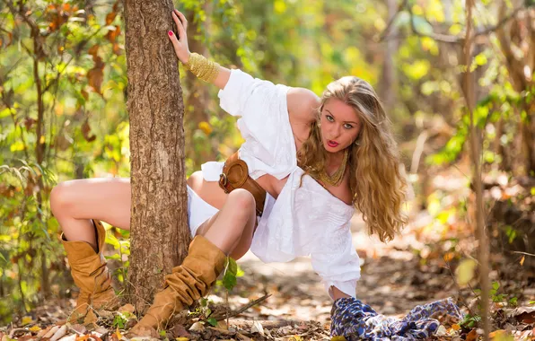 Girl, beautiful, model, cosplay, blonde, belt, shirt, boots
