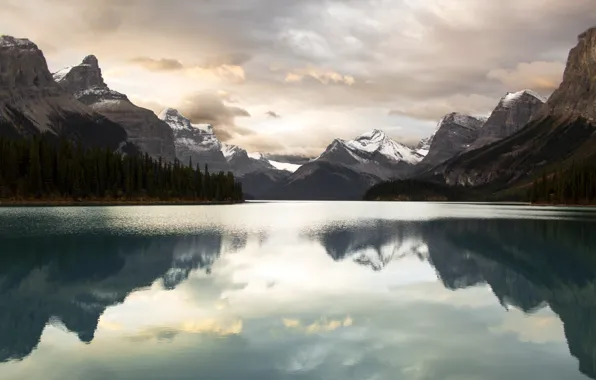 Лес, небо, облака, горы, озеро