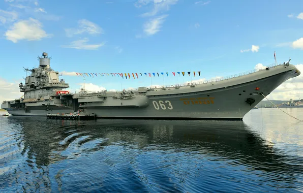 Авианосец, флаги расцвечивания, Адмирал Кузнецов