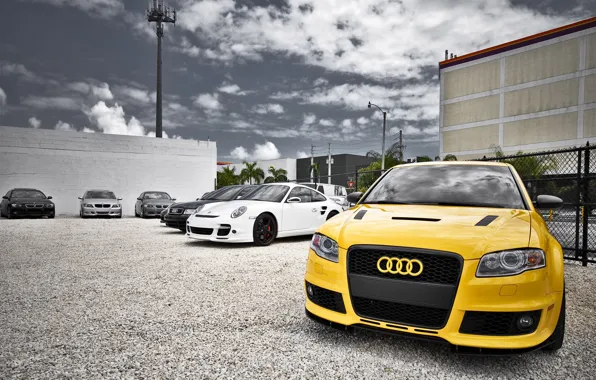Машины, Audi, жёлтая, строй