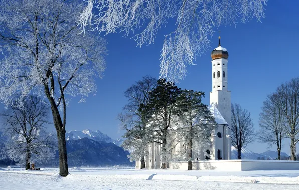 Картинка зима, снег, пейзаж, горы, церковь