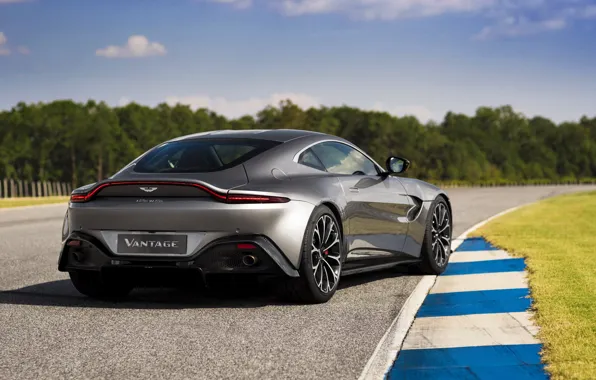 Aston Martin, Vantage, гоночный трек, 2018