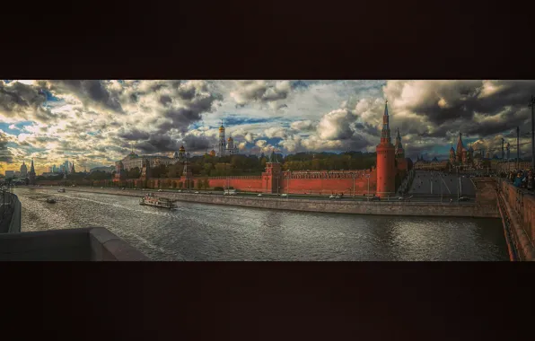 Дорога, небо, Осень, панорама, Москва, Красная площадь, катера, москва-река