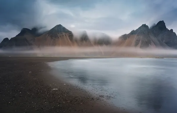 Картинка море, горы, туман, утро