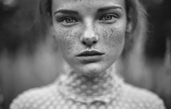 Девушка, портрет, веснушки, чёрно белое фото, Agata Serge