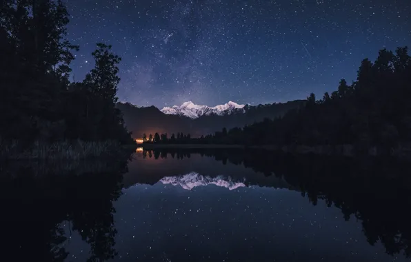 Картинка лес, небо, звезды, горы, ночь, озеро, Новая Зеландия