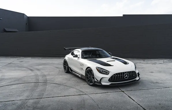 Картинка Mercedes, Wall, AMG, Coupe, White, GT63s