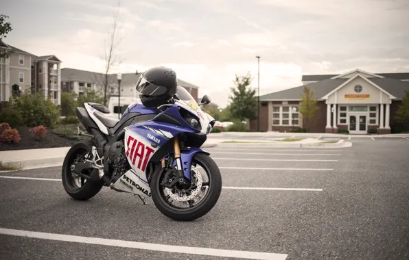 Картинка чёрный, шлем, yamaha, синяя, bike, blue, ямаха, yzf-r1