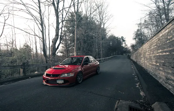 Картинка дорога, парк, стена, тюнинг, red, лансер, митсубиси, mitsubishi lancer evo