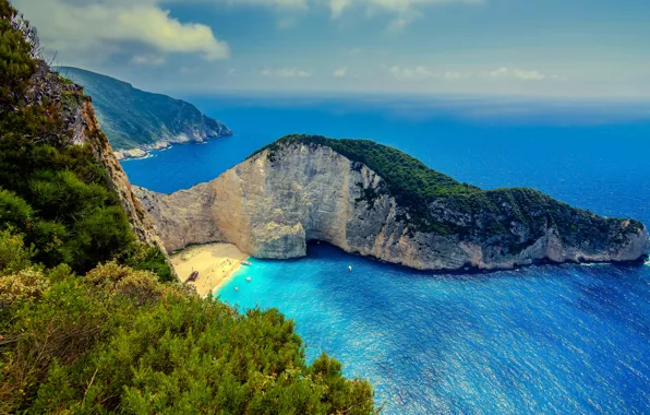 Картинка Греция, вид сверху, остров, побережье, пляж, Zakynthos, море, скалы, небо, горизонт