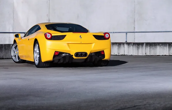 Картинка жёлтый, стена, ferrari, феррари, yellow, италия, 458 italia, задок