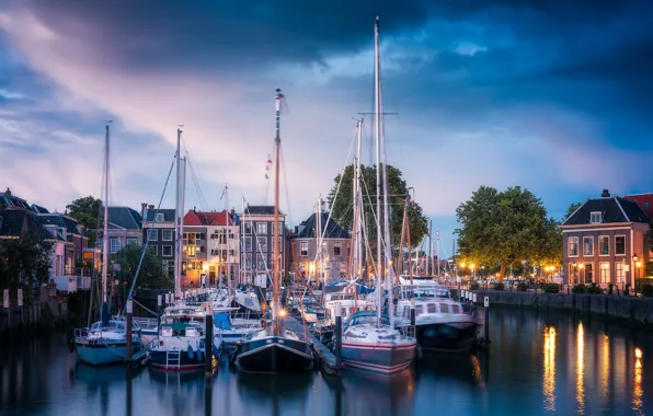 Картинка река, здания, дома, яхты, порт, Нидерланды, Netherlands, Дордрехт