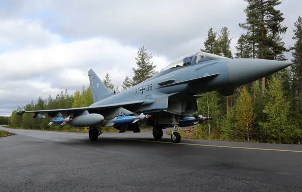 Картинка истребитель, аэродром, Eurofighter