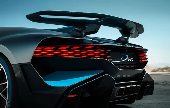 Картинка Bugatti, суперкар, спойлер, вид сзади, 2018, гиперкар, Divo