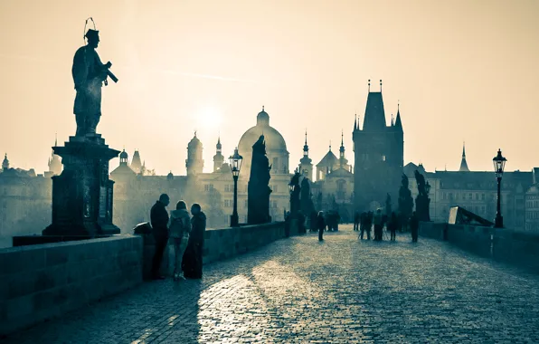 Картинка люди, утро, Прага, Чехия, Карлов мост
