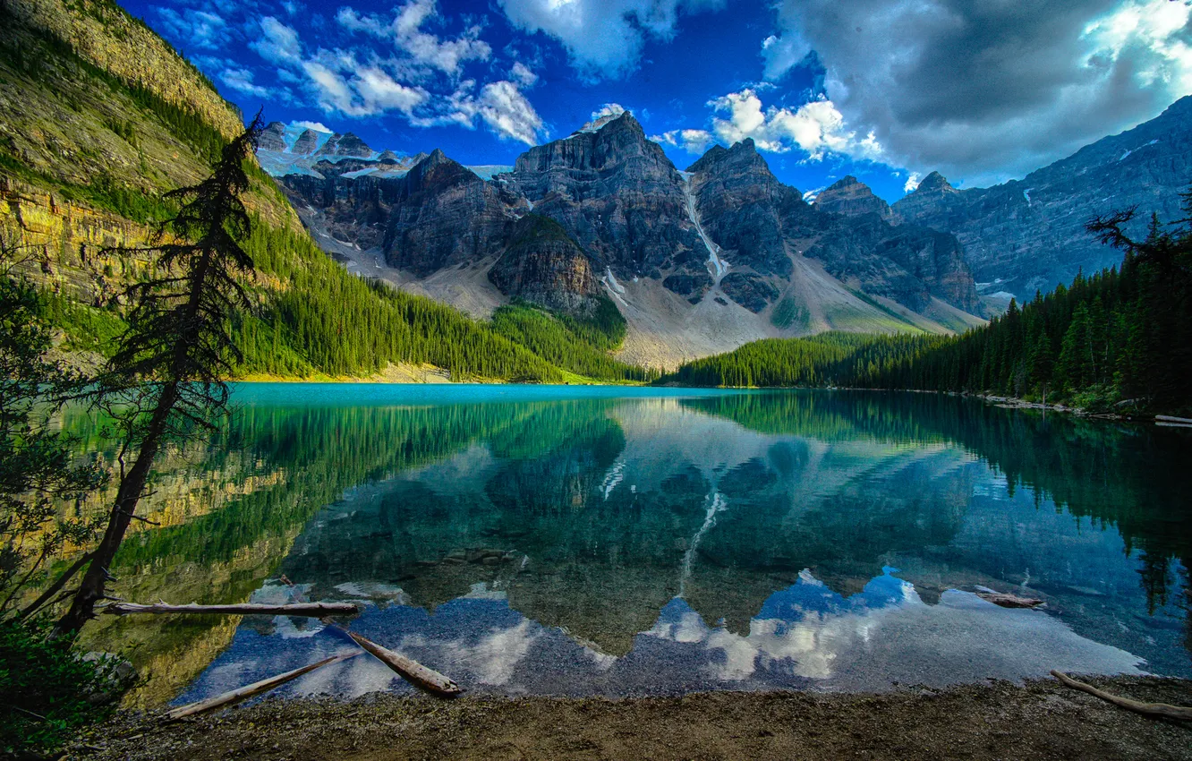 Фото обои небо, облака, деревья, пейзаж, горы, озеро, отражение, Канада