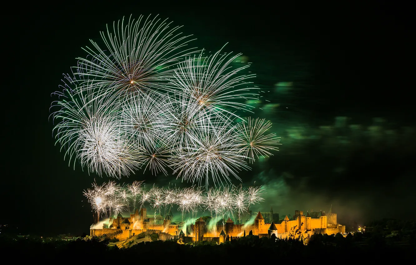 ночь гая фокса салют. огни ночной пензы салют 49 залпов. салют огни ночной пензы. обои 3640-2 салют. салют "огни рязани".