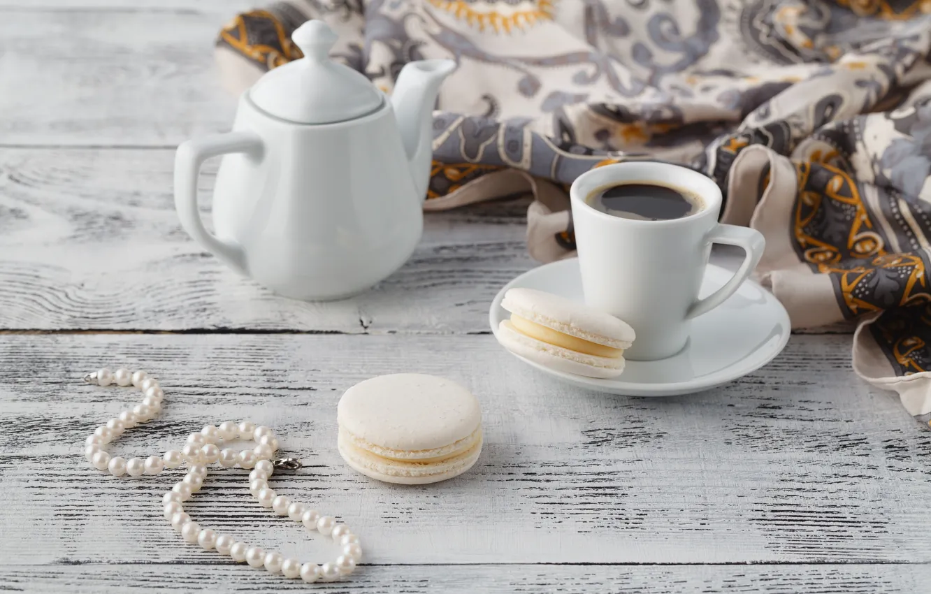 Фото обои кофе, чайник, печенье, чашка, бусы, платок