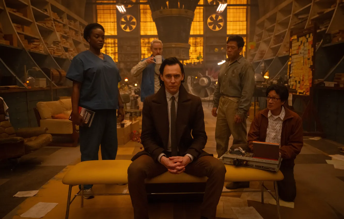 Фото обои Mobius, Loki, Tom Hiddleston, Owen Wilson, Season 2, Marvel Studios, Ke Huy Quan, Wunmi Mosaku