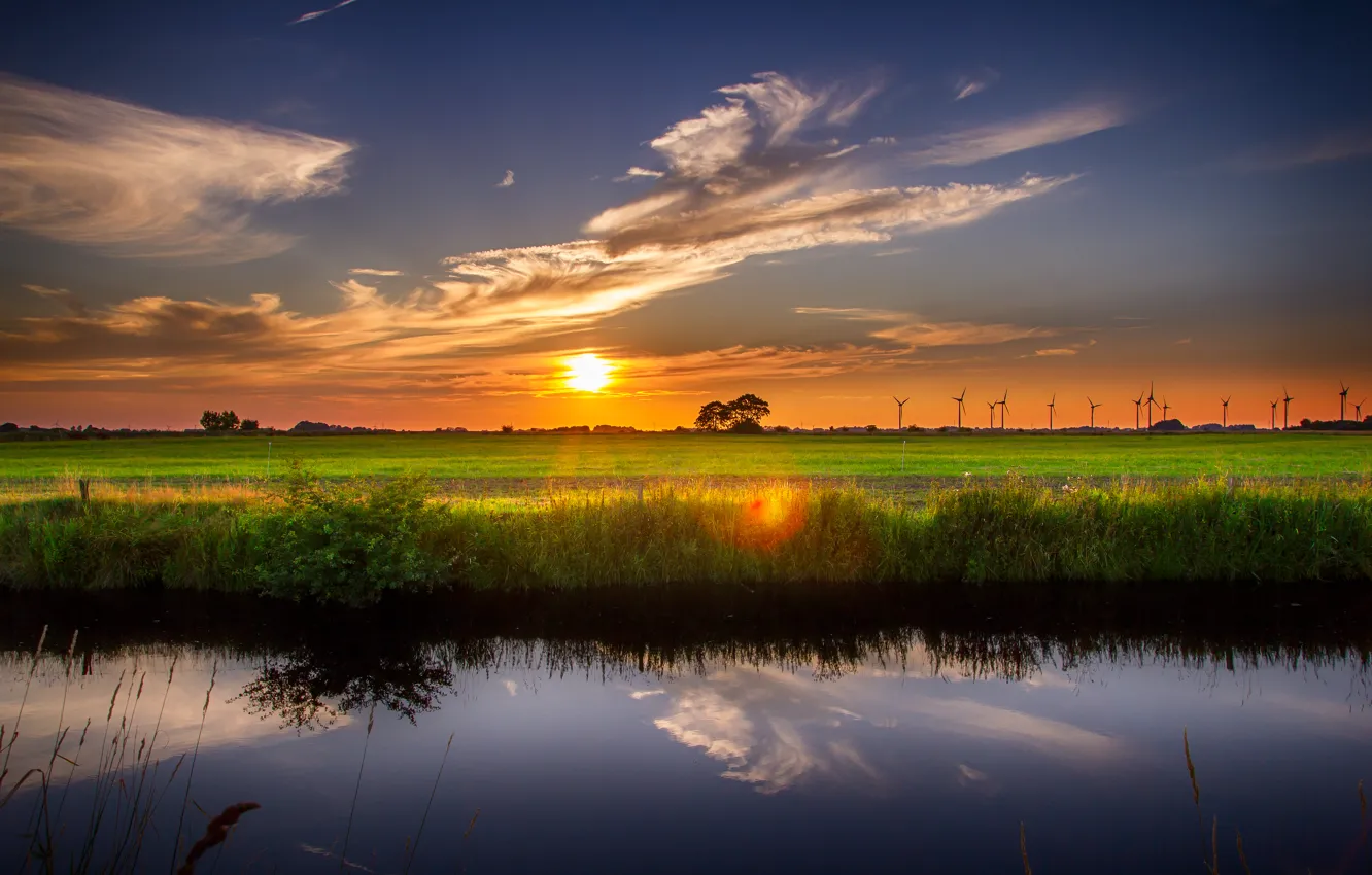 Фото обои поле, небо, закат, озеро, sky, field, Sunset, lake