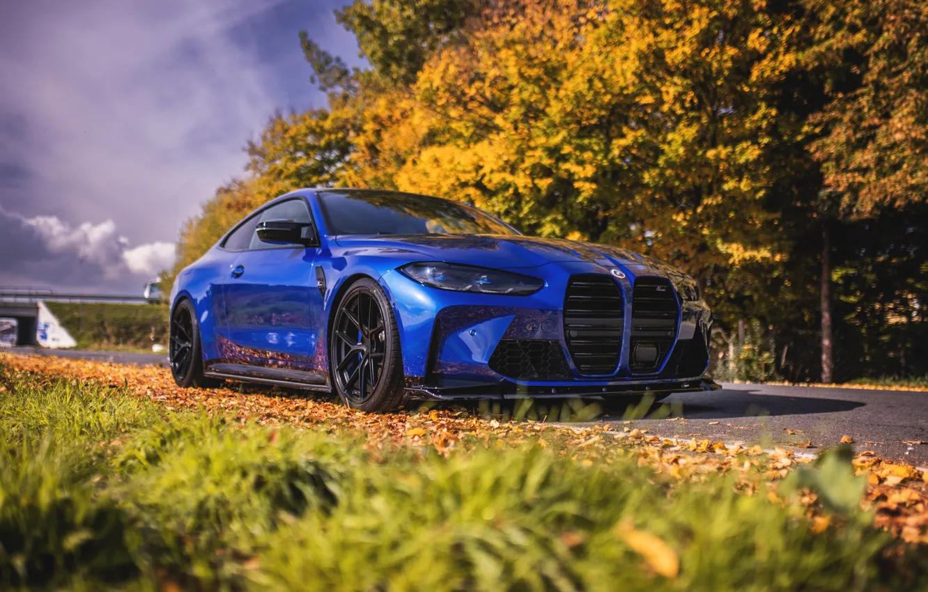 BMW m4 Black Blue