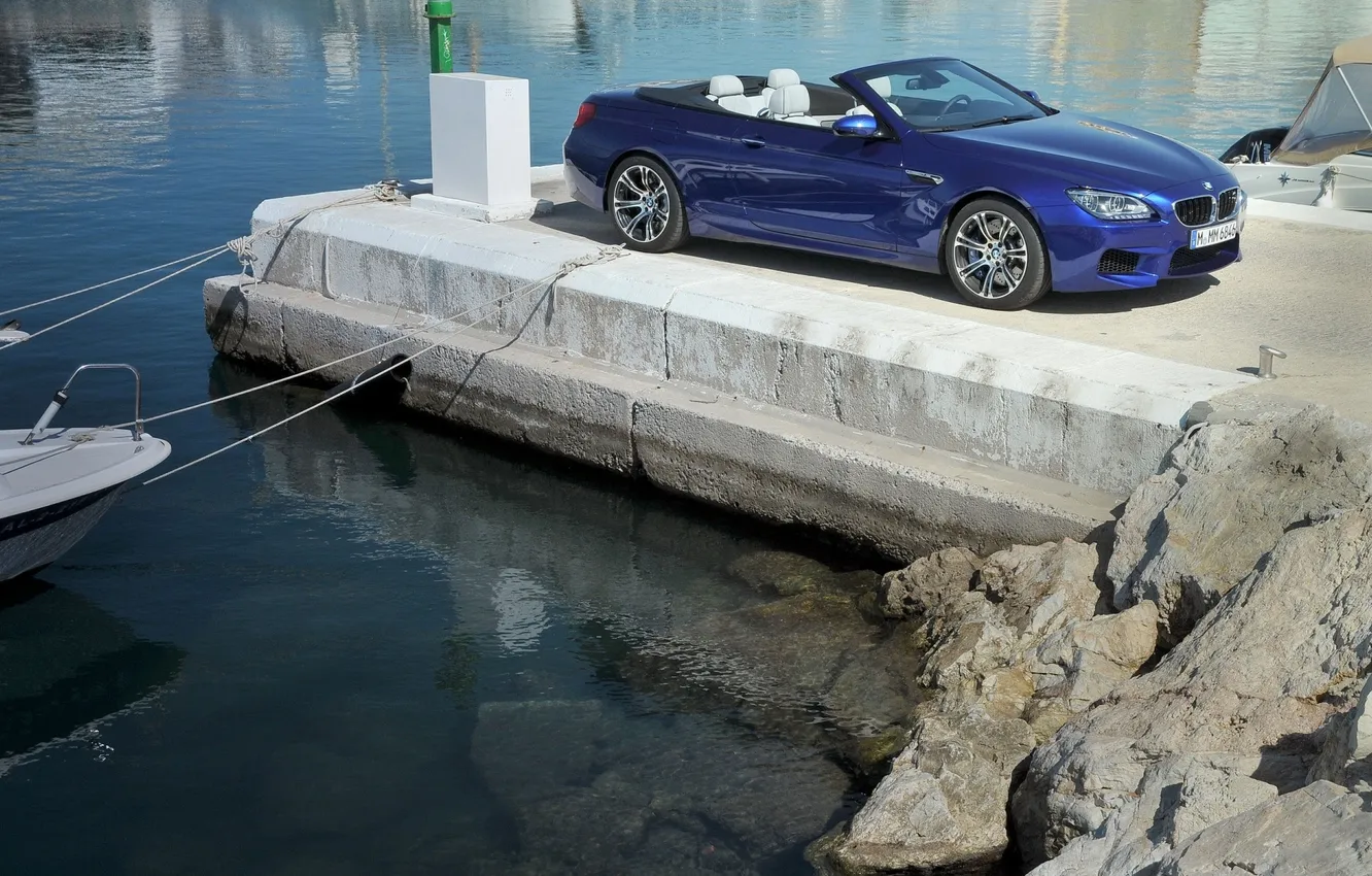 Фото обои вода, синий, берег, BMW, причал, БМВ, кабриолет, передок