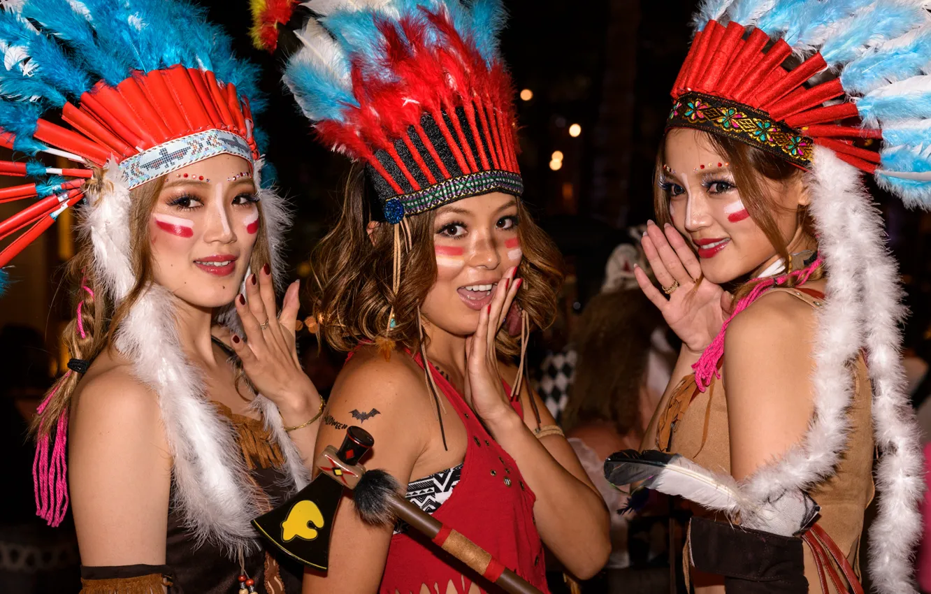 Фото обои девушка, лицо, стиль, перья, азиатка, раскрас, головной убор