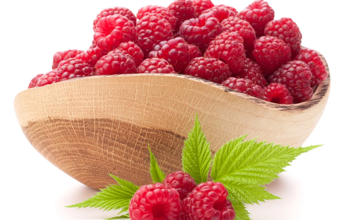 Фото обои миска, листики, leaves, raspberries, bowl, свежие ягоды, fresh berries, малинки
