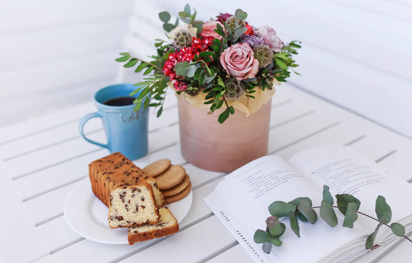 Фото обои кофе, розы, букет, книга, кекс