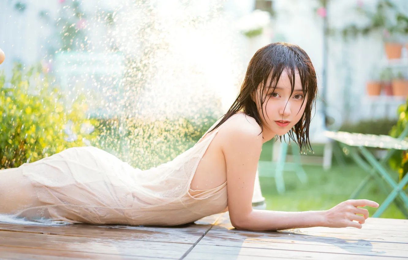 Фото обои Bikini, Beautiful, Asian, Model, Water, Smile, Woman, Wet