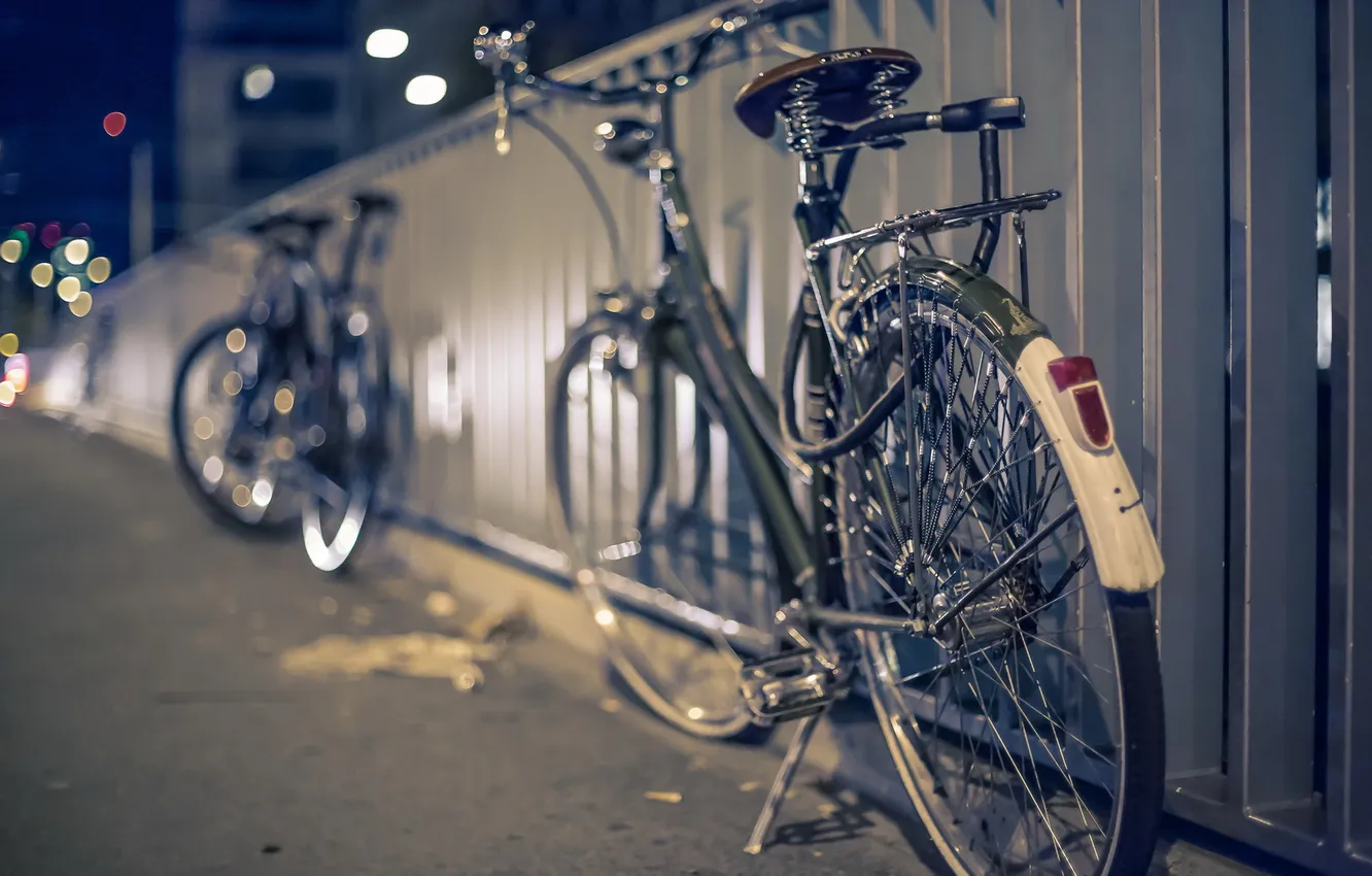 Фото обои ночь, велосипед, город, улица