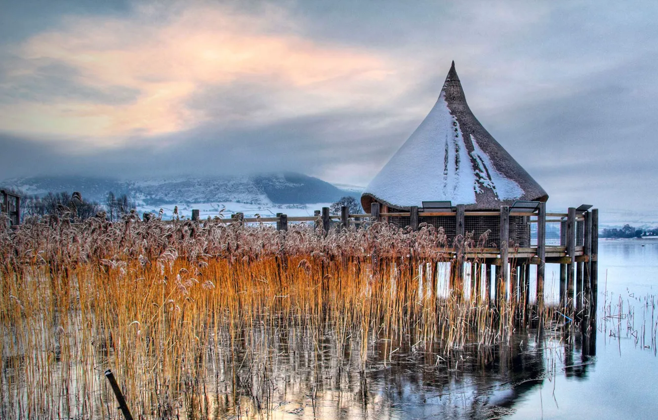 Фото обои Уэльс, Брекон Биконс, Welsh Crannog Centre, озеро Ллангорс