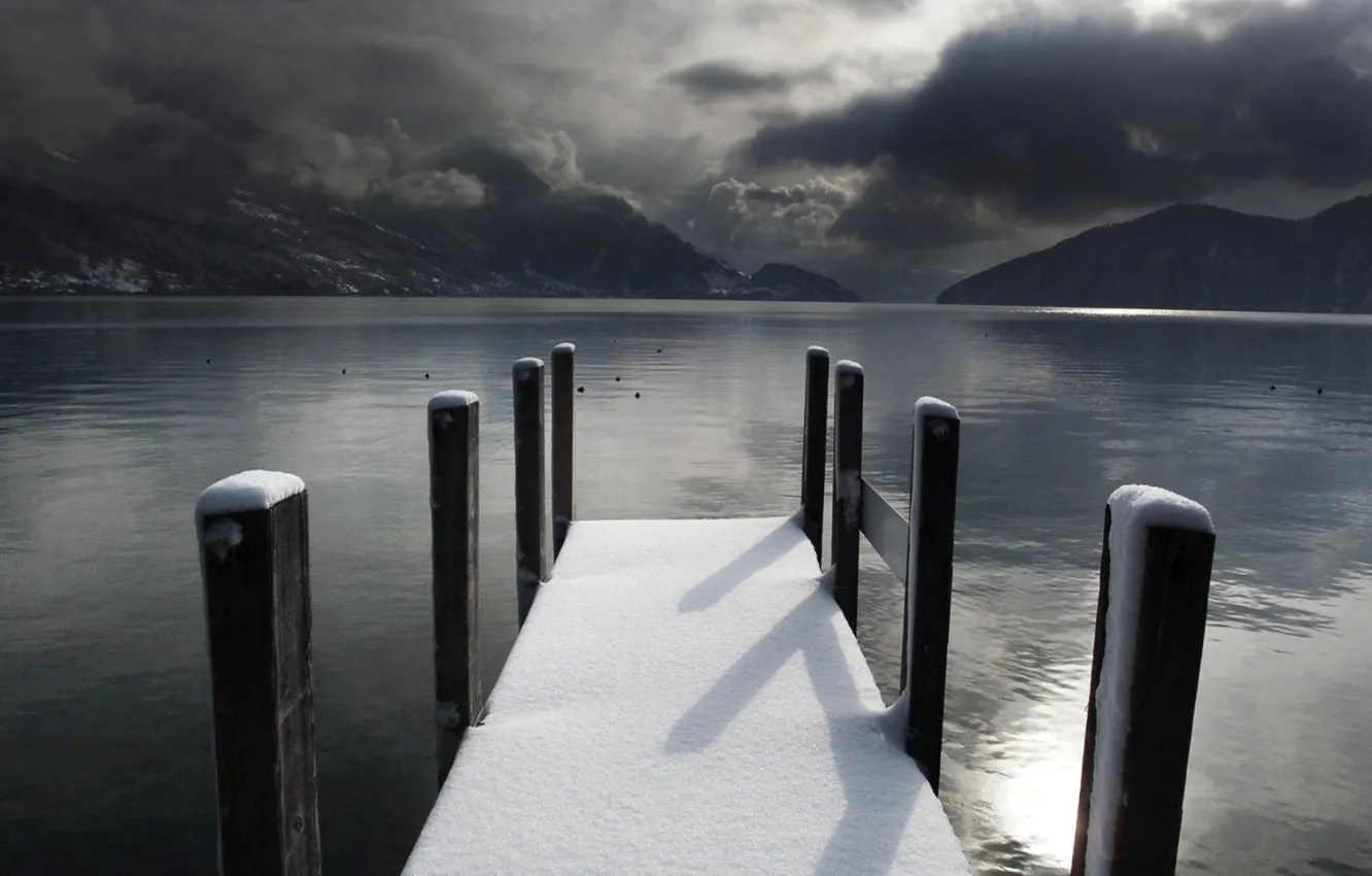 Фото обои зима, грусть, снег, озеро, Причал