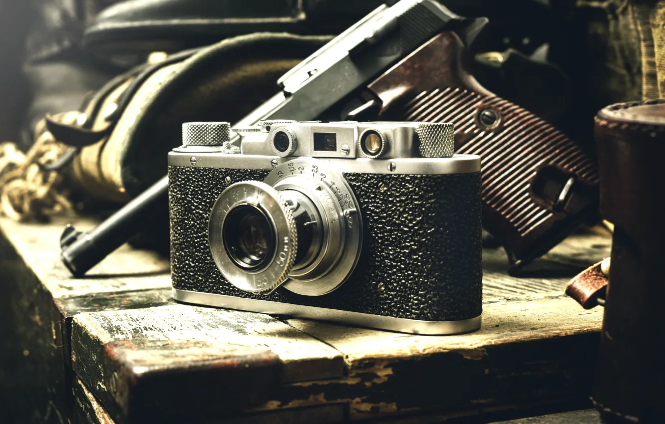Фото обои Gun, War, Colt, Pistol, History, Cam, Alexander Andrews