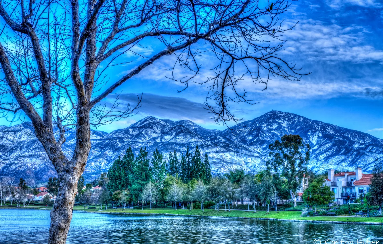 Фото обои деревья, горы, река, берег, дома, обработка, Калифорния, США