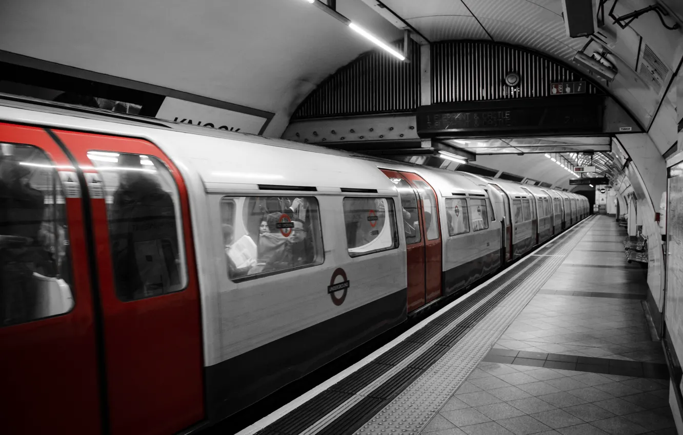 Фото обои метро, Англия, поезд, лондон, Британия, Великобритания, подземка, London