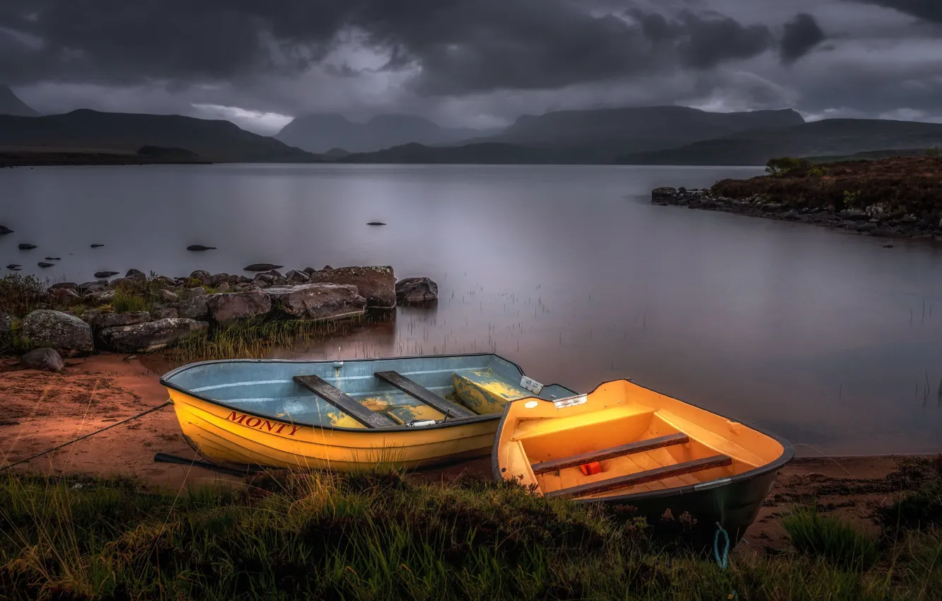 Фото обои озеро, берег, лодки