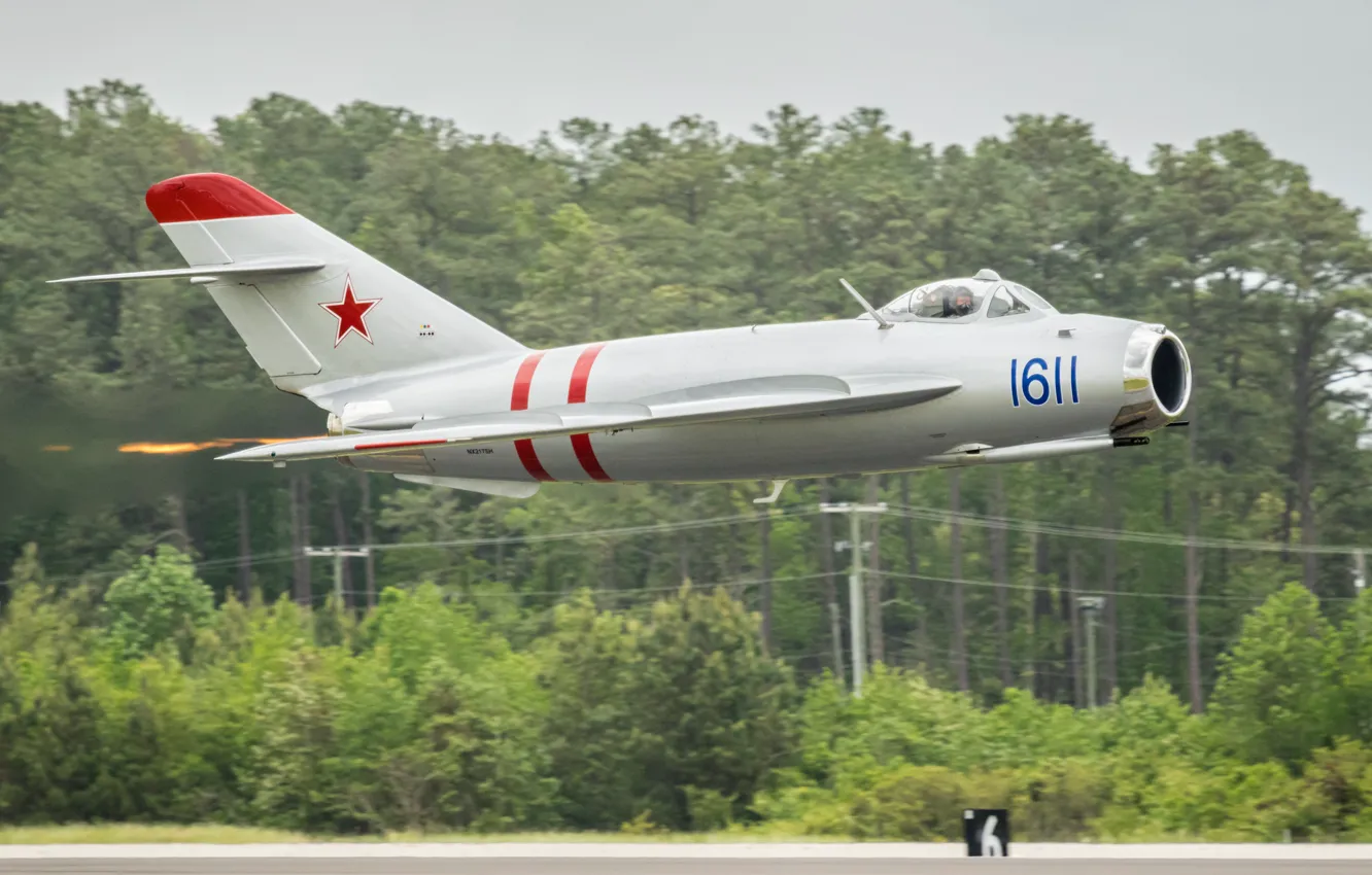 Фото обои истребитель, реактивный, советский, МиГ-17
