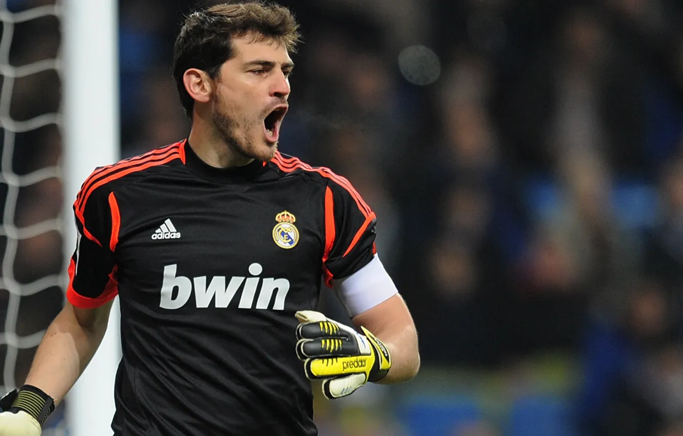Фото обои Футбол, вратарь, реал, Football, Spain, Real Madrid, Футболист, Iker Casillas