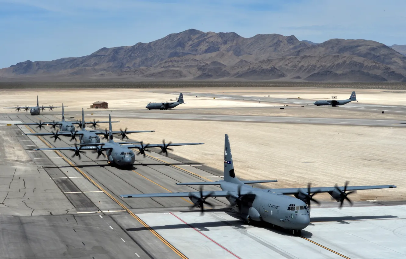 Фото обои Авиабаза, Super Hercules, C-130J