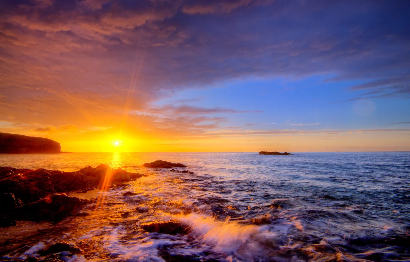 Фото обои море, солнце, камни, берег