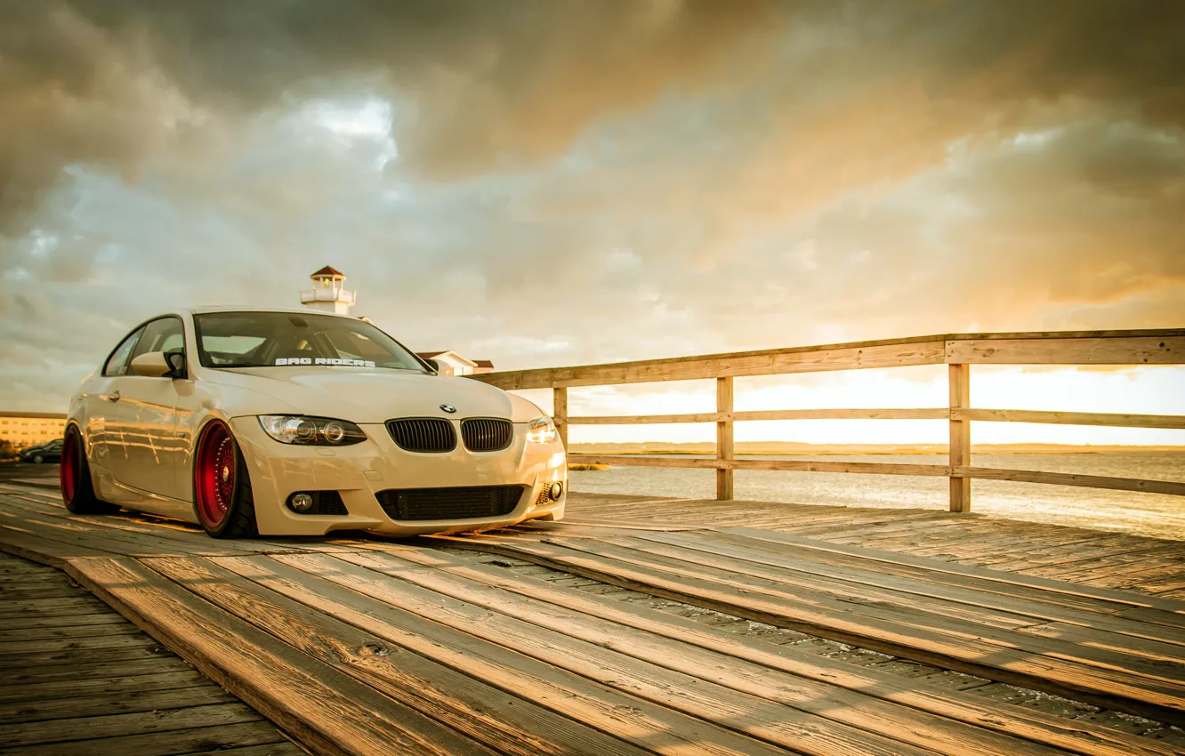 Фото обои BMW, white, wheels, tuning, E92, frontside