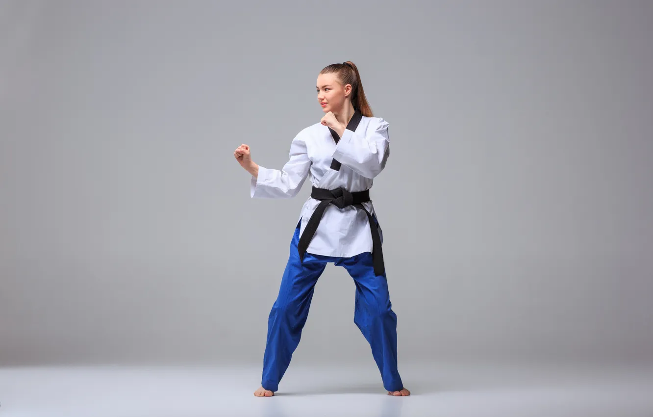 Фото обои girl, black, belt, karate
