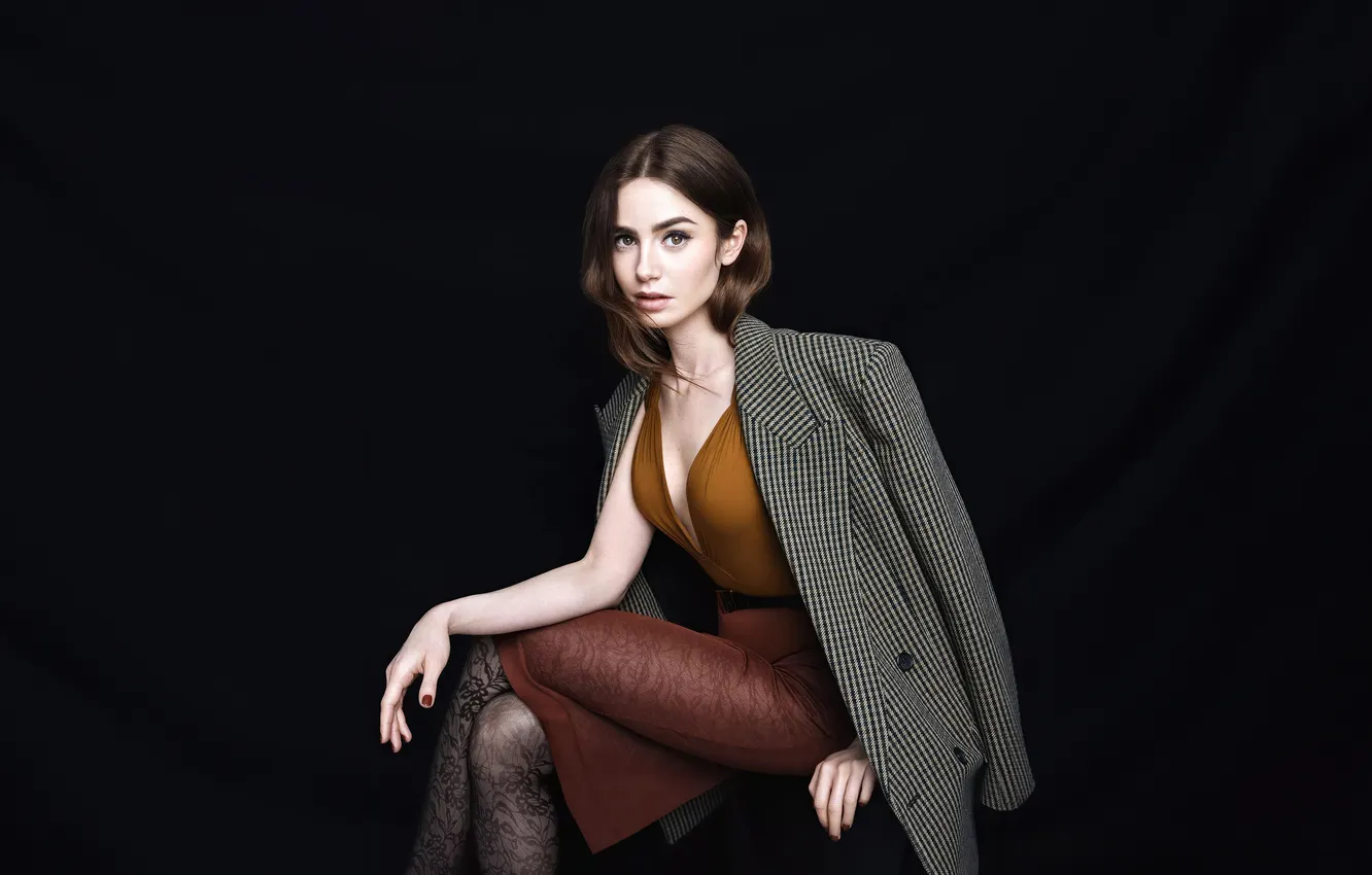 Фото обои girl, beautiful, actress, elegant, lily collins, adorable