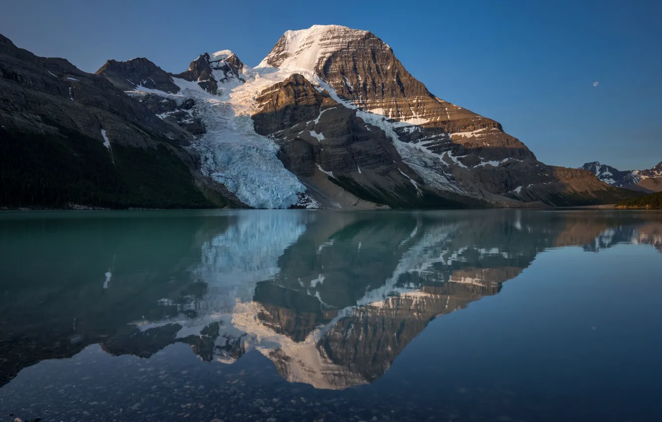 Фото обои снег, горы, озеро, отражение, скалы, Канада, Berg Lake, Mount Robson Provincial Park